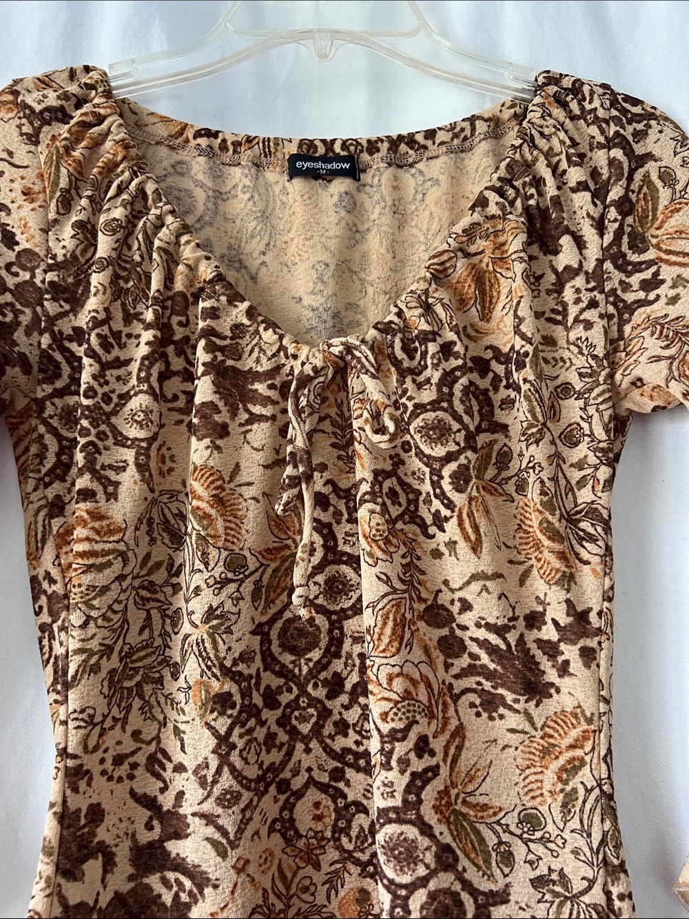 Eyeshadow Brown Floral Velvet Bell-Sleeve Top - Picture 4 of 5